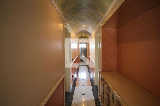 Corredor de apartamento à venda com 3 quartos, 886m² em Jardim Avelino, São Paulo