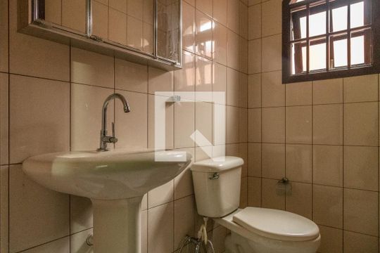 Lavabo de casa à venda com 3 quartos, 140m² em Vila Guilhermina, São Paulo