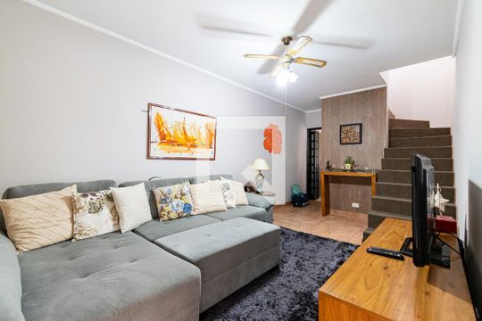 Sala de casa à venda com 2 quartos, 60m² em Conjunto Residencial Jardim Canaã, São Paulo