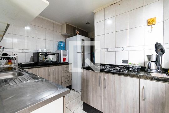 Cozinha de casa à venda com 2 quartos, 60m² em Conjunto Residencial Jardim Canaã, São Paulo