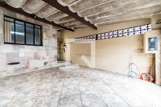 Garagem de casa à venda com 2 quartos, 60m² em Conjunto Residencial Jardim Canaã, São Paulo