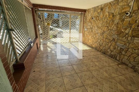 Garagem de casa à venda com 2 quartos, 140m² em Parque Edu Chaves, São Paulo