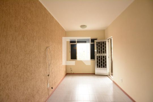 Sala de apartamento para alugar com 3 quartos, 120m² em Irajá, Rio de Janeiro