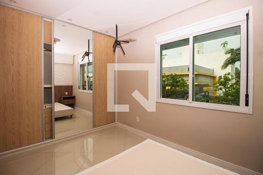 Suite de apartamento para alugar com 2 quartos, 70m² em Jardim Botânico, Porto Alegre