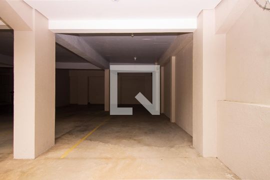 Garagem de apartamento para alugar com 2 quartos, 70m² em Jardim Botânico, Porto Alegre