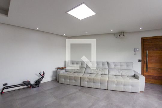 Sala de casa à venda com 3 quartos, 230m² em Parque São Domingos, São Paulo
