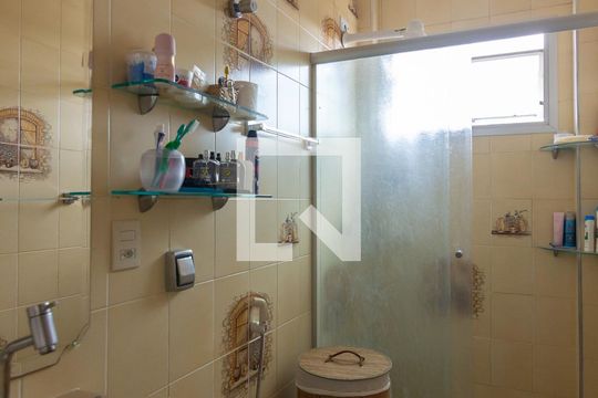 Banheiro de apartamento à venda com 2 quartos, 70m² em Vila Proost de Souza, Campinas