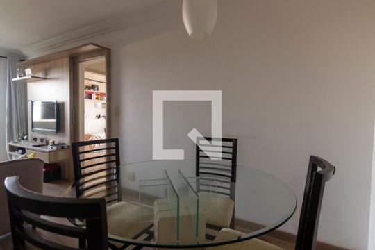 Sala de apartamento à venda com 2 quartos, 70m² em Vila Proost de Souza, Campinas