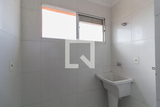 Área de serviço de apartamento para alugar com 2 quartos, 150m² em Central Parque Sorocaba, Sorocaba