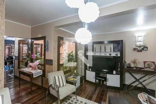 Sala de casa à venda com 4 quartos, 341m² em Partenon, Porto Alegre