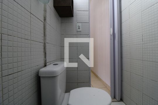 Banheiro de casa à venda com 1 quarto, 60m² em Jardim São Luís, São Paulo