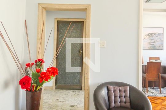 Sala de apartamento para alugar com 4 quartos, 230m² em Copacabana, Rio de Janeiro