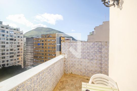 Varanda  de apartamento para alugar com 4 quartos, 230m² em Copacabana, Rio de Janeiro
