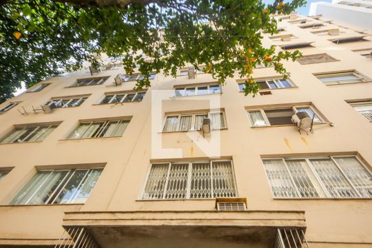 Fachada de apartamento para alugar com 4 quartos, 230m² em Copacabana, Rio de Janeiro