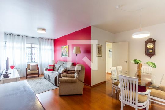 Sala de apartamento para alugar com 2 quartos, 76m² em Vila Nova Conceição, São Paulo
