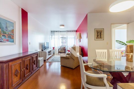 Sala de apartamento para alugar com 2 quartos, 76m² em Vila Nova Conceição, São Paulo