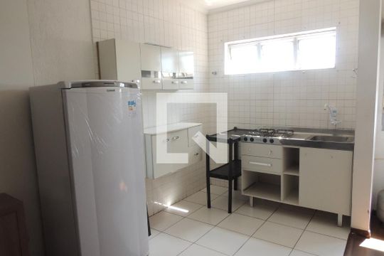Cozinha de kitnet/studio para alugar com 1 quarto, 45m² em Centro, Campinas