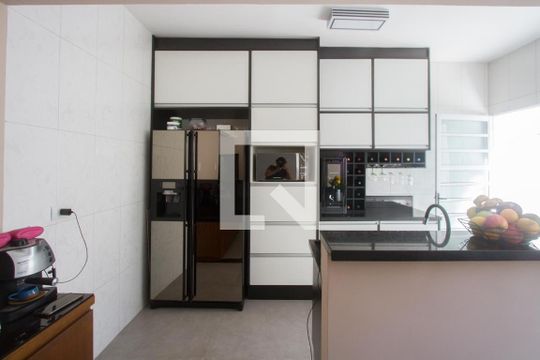 Cozinha de casa à venda com 3 quartos, 150m² em Santo Amaro, São Paulo