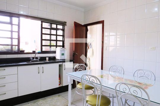 Cozinha - Armários de casa à venda com 3 quartos, 216m² em Vila Invernada, São Paulo