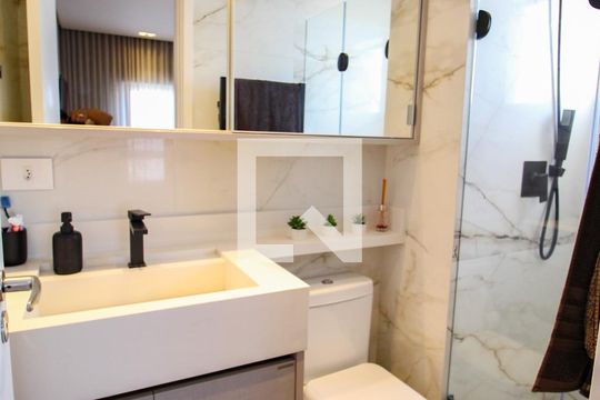 Banheiro  de apartamento à venda com 2 quartos, 65m² em Jardim São Paulo(zona Norte), São Paulo