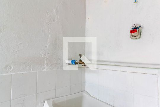 Lavanderia de casa para alugar com 1 quarto, 70m² em Vila Antonieta, São Paulo