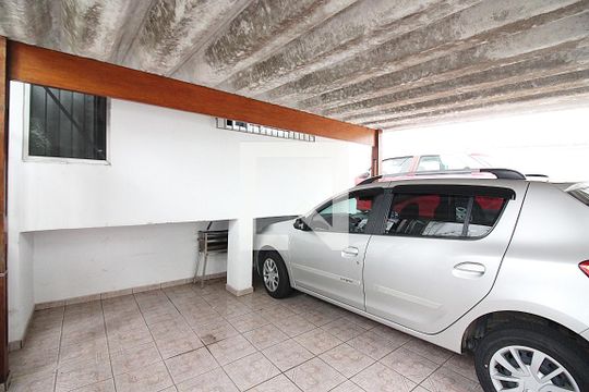 Garagem de casa à venda com 4 quartos, 208m² em Anchieta, São Bernardo do Campo