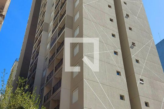 Fachada de kitnet/studio para alugar com 1 quarto, 29m² em República, São Paulo
