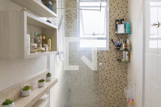 Banheiro de apartamento à venda com 2 quartos, 46m² em Jardim Leonor Mendes de Barros, São Paulo