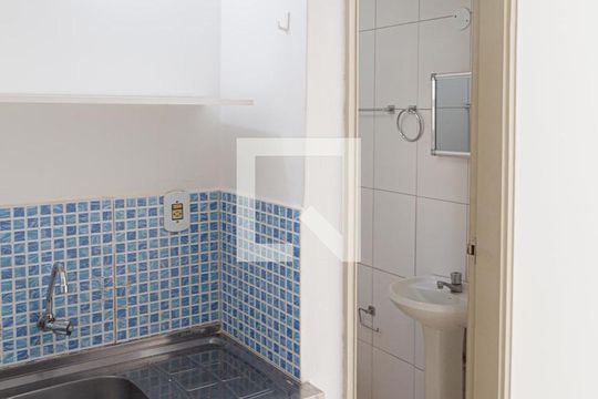 Cozinha de kitnet/studio para alugar com 1 quarto, 28m² em Vila Buarque, São Paulo