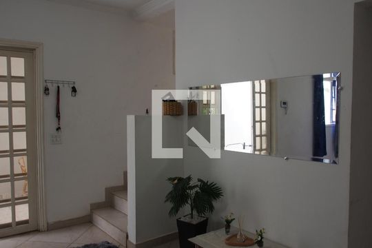 Sala de casa à venda com 5 quartos, 488m² em Jardim Quintas das Videiras, Jundiaí