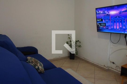 Sala de TV de casa à venda com 5 quartos, 488m² em Jardim Quintas das Videiras, Jundiaí
