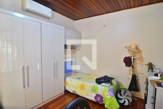 Quarto 1 de casa à venda com 2 quartos, 95m² em Harmonia, Canoas