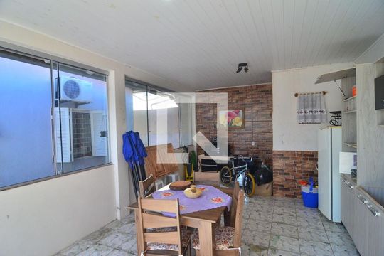 Espaço gourmet de casa à venda com 2 quartos, 95m² em Harmonia, Canoas