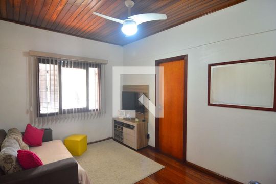 Casa à venda com 2 quartos, 95m² em Harmonia, Canoas