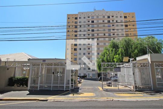 Fachada do Condomínio de apartamento para alugar com 2 quartos, 50m² em Jardim Antonio Von Zuben, Campinas