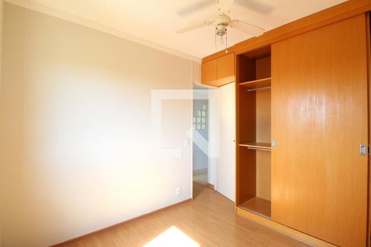 Quarto 2 de apartamento para alugar com 2 quartos, 50m² em Jardim Antonio Von Zuben, Campinas
