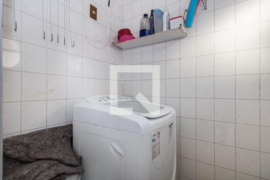 Area de serviço de casa à venda com 4 quartos, 260m² em Rubem Berta, Porto Alegre