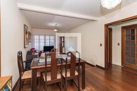 Sala de casa à venda com 4 quartos, 260m² em Rubem Berta, Porto Alegre