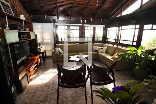 Sala 2 de casa de condomínio à venda com 4 quartos, 367m² em Nonoai, Porto Alegre