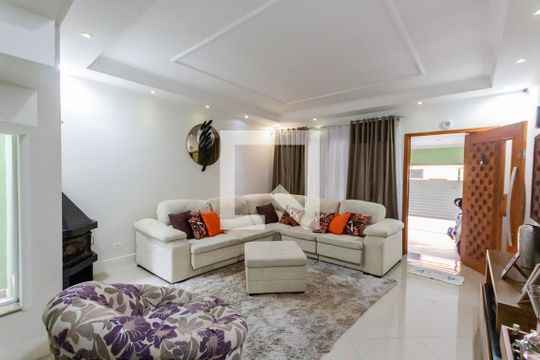 Casa à venda com 4 quartos, 200m² em Parque das Nações, Santo André