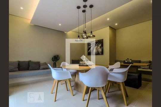 Área comum de kitnet/studio para alugar com 1 quarto, 28m² em Liberdade, São Paulo