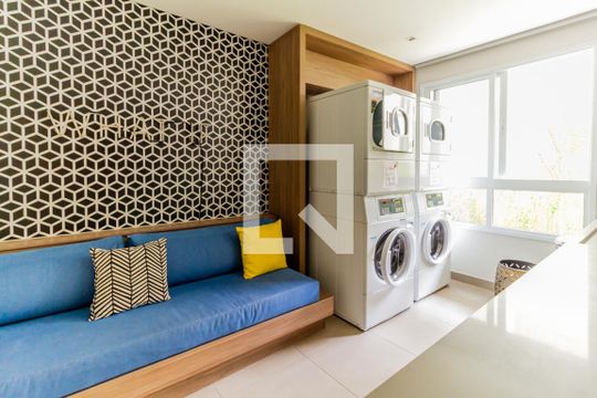 Lavanderia de kitnet/studio para alugar com 1 quarto, 36m² em Vila Buarque, São Paulo