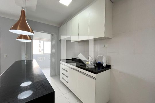 Cozinha de apartamento à venda com 2 quartos, 70m² em Jardim Prudência, São Paulo