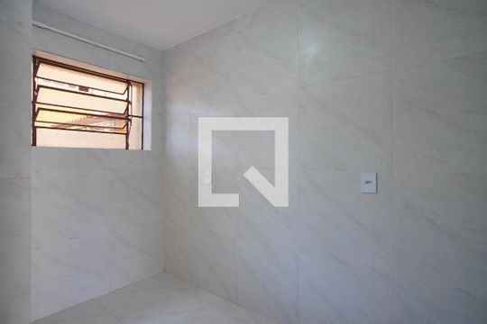 Cozinha de apartamento à venda com 2 quartos, 70m² em Humaitá, Porto Alegre