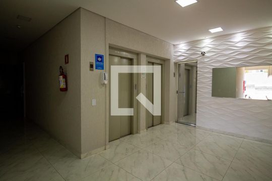 Hall de entrada de apartamento à venda com 2 quartos, 47m² em Vila Santa Teresa (zona Sul), São Paulo