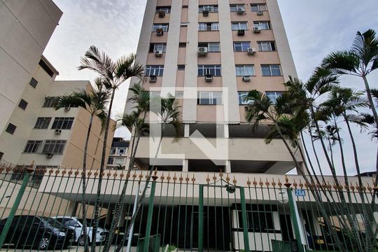 Fachada de apartamento à venda com 2 quartos, 78m² em Maracanã, Rio de Janeiro