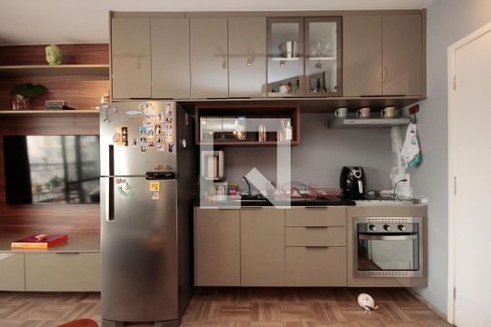 Cozinha de kitnet/studio à venda com 1 quarto, 42m² em Bela Vista, São Paulo