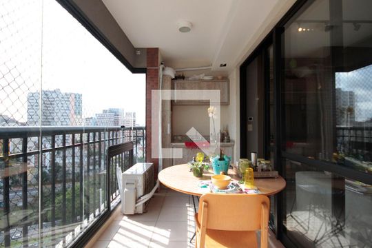 Varanda de kitnet/studio à venda com 1 quarto, 42m² em Bela Vista, São Paulo