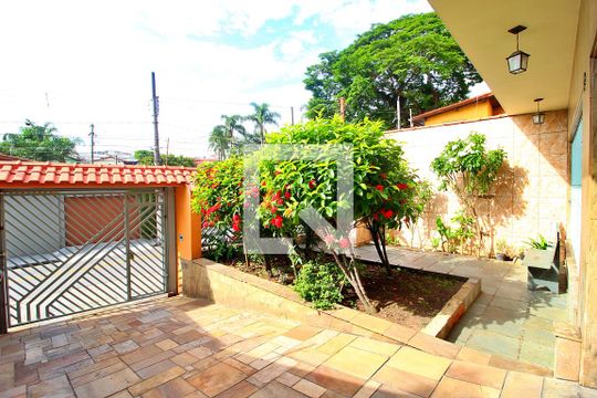 Garagem de casa à venda com 4 quartos, 148m² em Jardim Stetel, Santo André