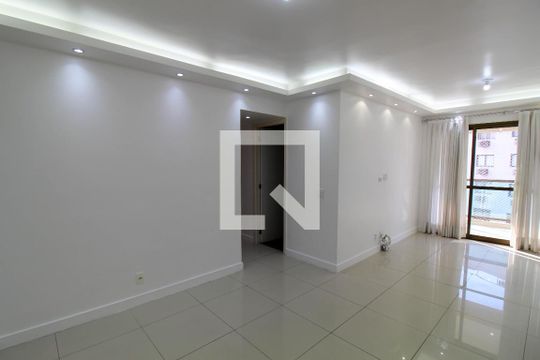 Sala de apartamento para alugar com 3 quartos, 90m² em Grajaú, Rio de Janeiro